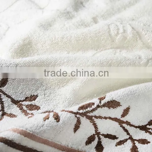 star product!100%bamboo fiber jacquard bath towel with yarn-dyed