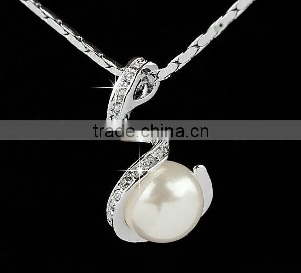 crystal 18k gold pendant pearl necklace
