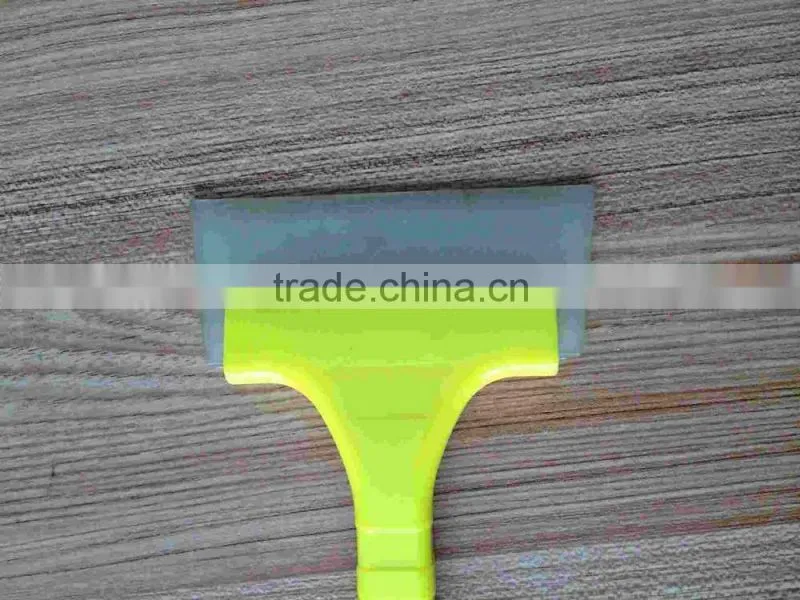 promotion Handle Clear Plastic Blade Car Cleaning Ice Snow Scraper Deluxe shovel Snowbrush Ice Scraper Mitts