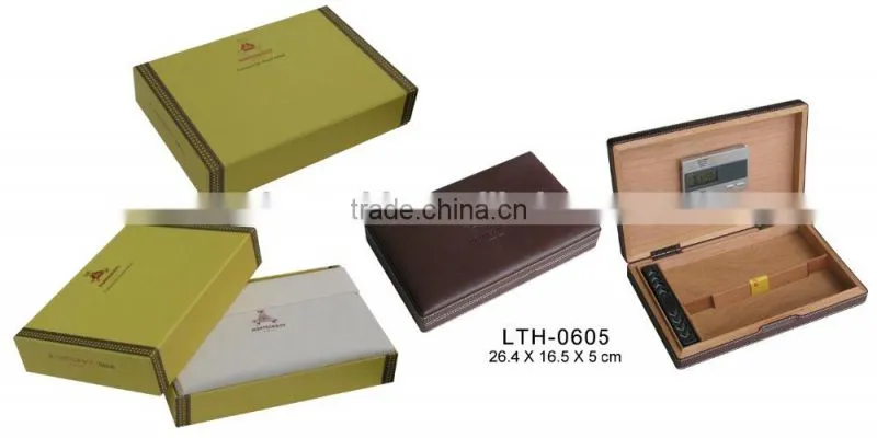 Spanish cedar leather cigar humidor box