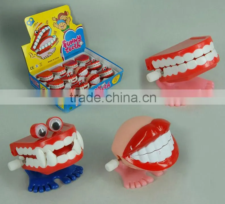 Wind Up Teeth Toy