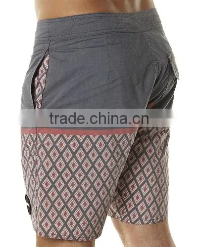 Elastic Board Shorts Roe Yong Man