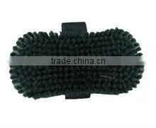 plastic horse brush
