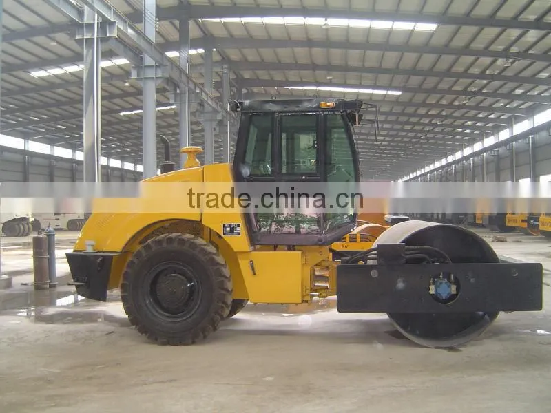 Low price singel drum dual-amplitude vibratory roller with high reliability and easy to operate