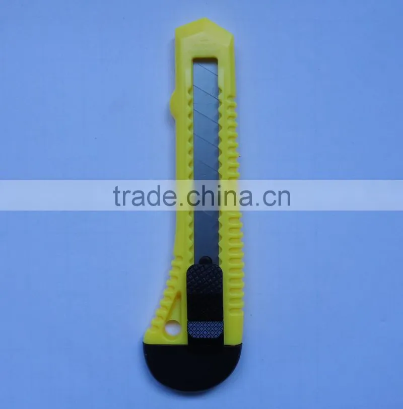 18mm Cheap Plastic grip utility knife Sliding knife Cutter knife
