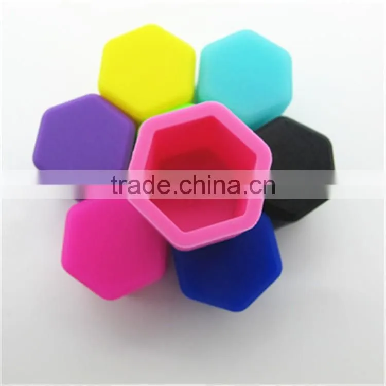 Made in china wheel bolt&nut wheel nut cover silicone car wheel lug nut cover
