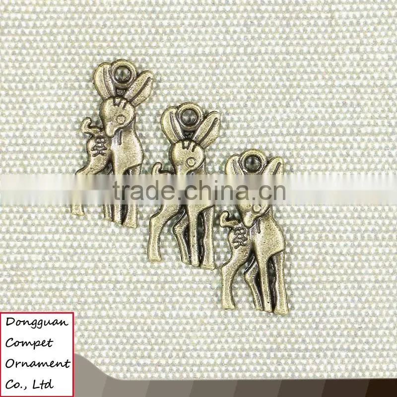 Wholesale zinc alloy jewelry ancient bronze stereo sika deer pendant