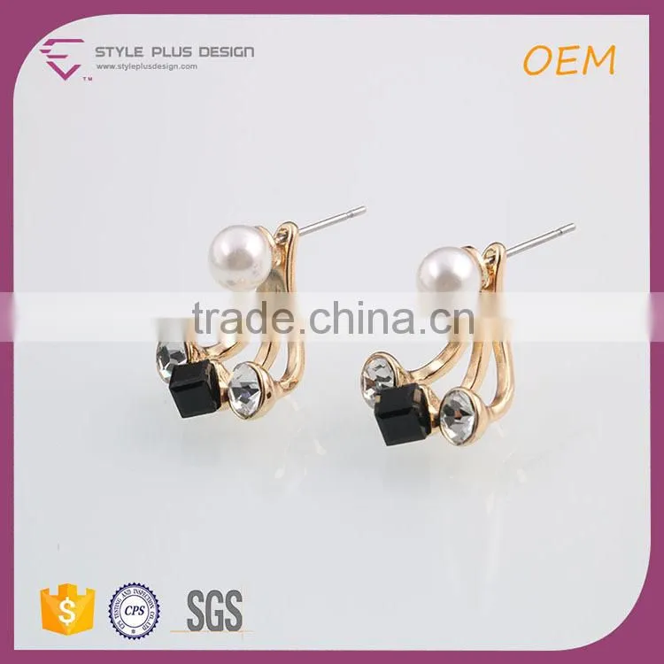 E78055I01 STYLE PLUS gold plate pearl design glass stone stud earrings black and white earrings from Forever 21 series