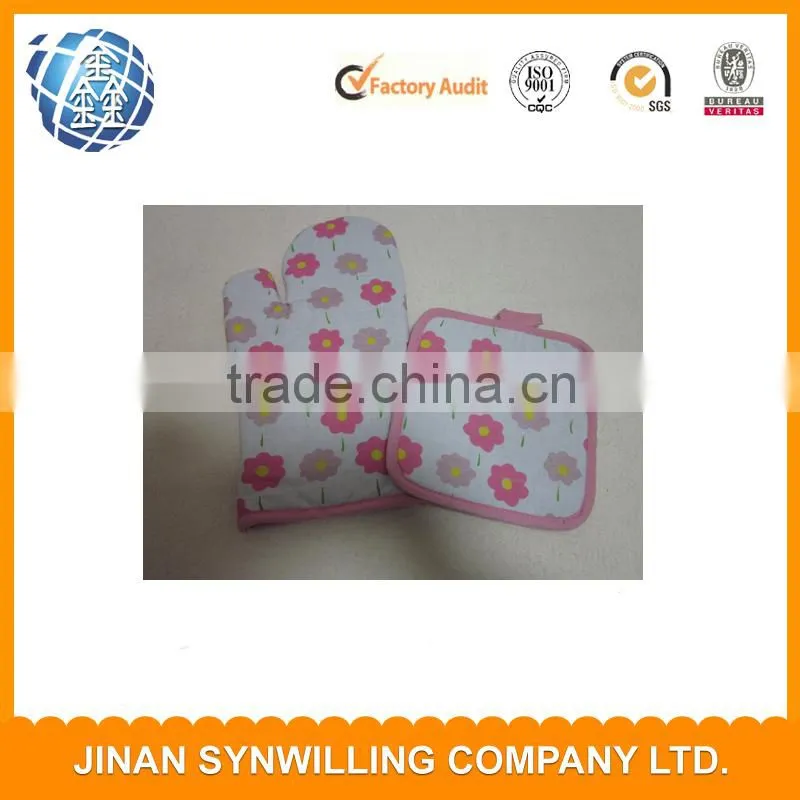 2014 FDA Certificated Heat Resistant Customised Wholesale Promotion Cheap otton Oven CMitten