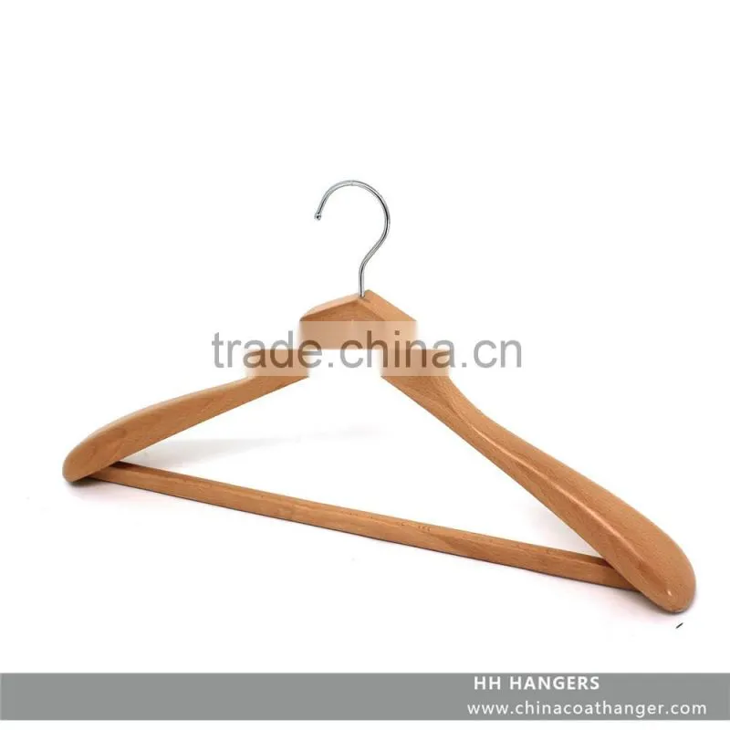 High Quality Luxury Man Style Big Shoulder Natural Wooden Customer Top Hanger with Anti Slip Bar