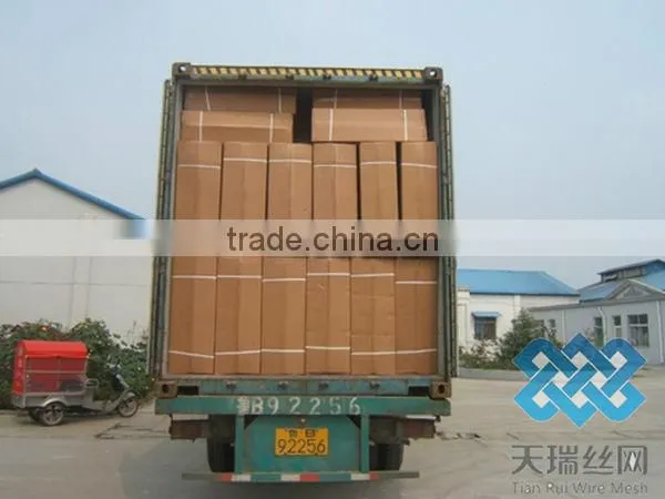 Reinforcement concrete fiberglass mesh for wall material