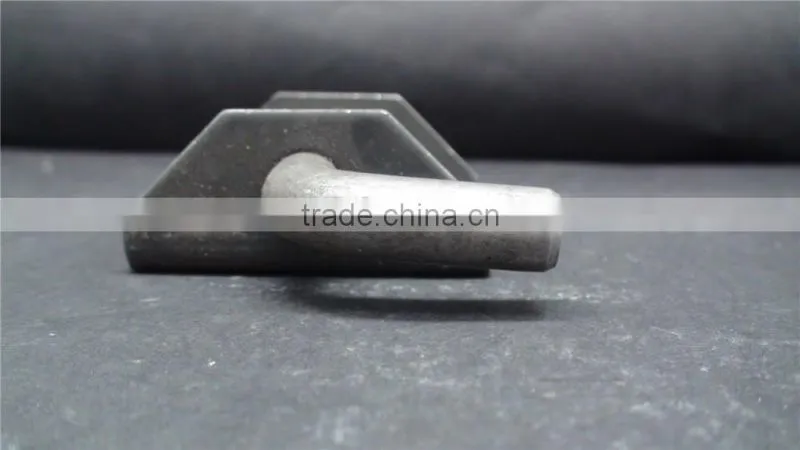 02418 Spring Loaded latches