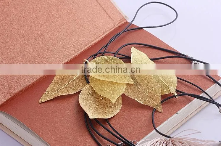 Best Selling Beautiful Leaf Shaped Gold Plated Alloy Pendant Necklace