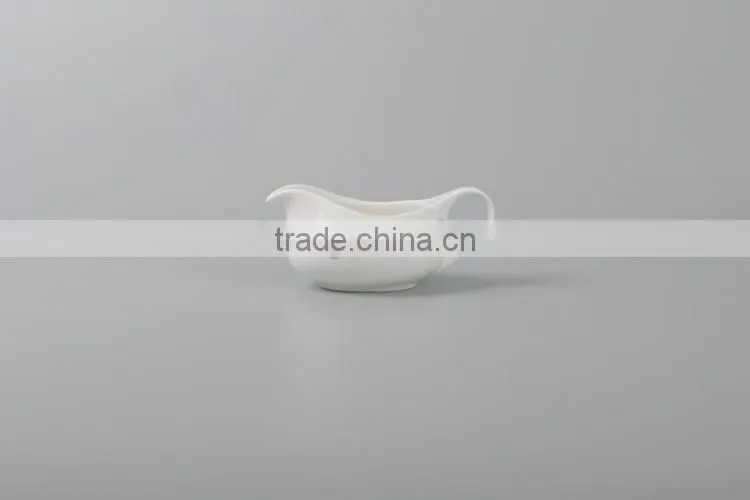 plain chafing fine China ceramic milk jar