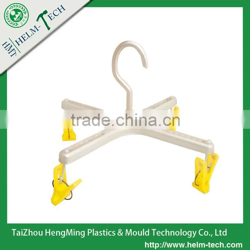 Folding Plastic Pants Hanger --Z3098