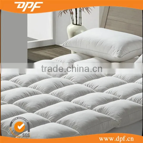 Promotion price hotel white cotton thicken bedding mattress protector