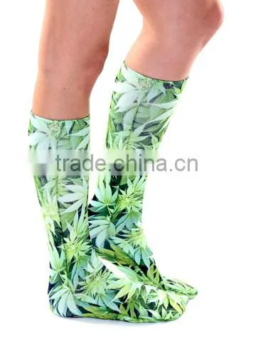 wholesale sublimated custom leaf weed socks