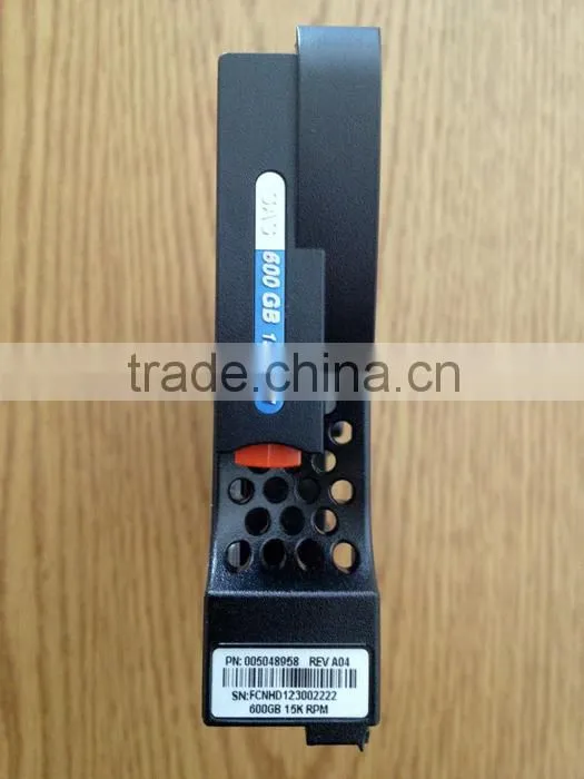 AX-SS15-600 005048958 EMC 600GB 15K 3Gb SAS Disk Drive For AX4-5 System