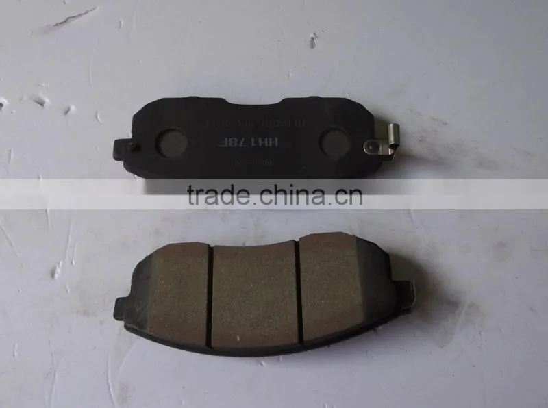 High Quality Nissan Car Front Brake Pads D1060-JE00A