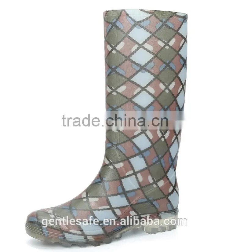 Working boots for women