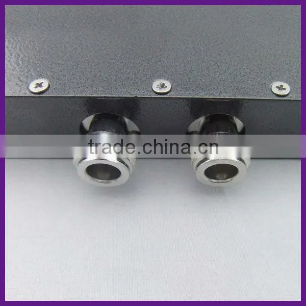 4 in 4 out N-F 800-2500MHZ Combiner
