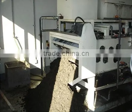 Dehydrating belt filter press