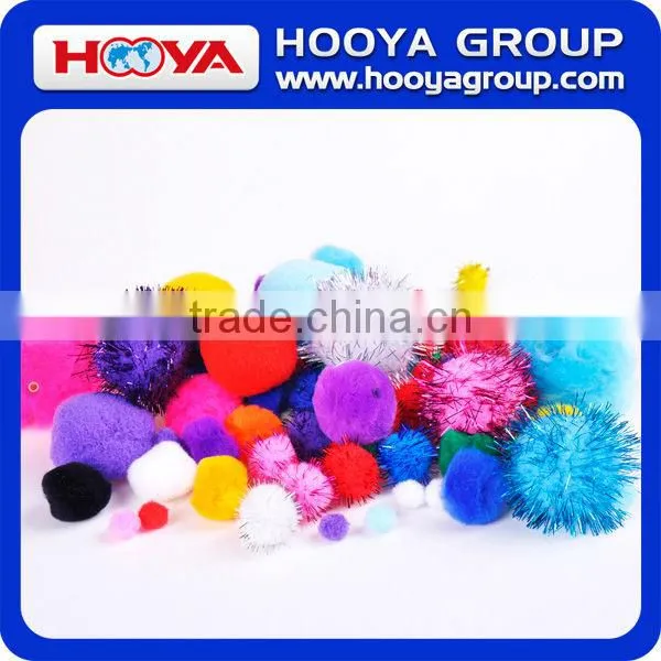 Polypropylene Glitter Pom Pom Pom