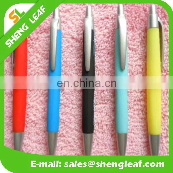 Transparent pen with thick pen clip