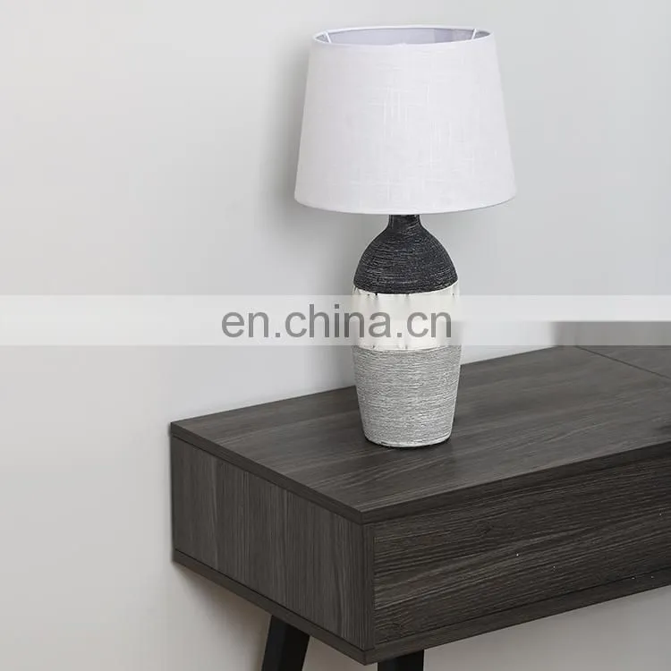 Oriental elegant design hotel living room porcelain bedside desk lamp for sale