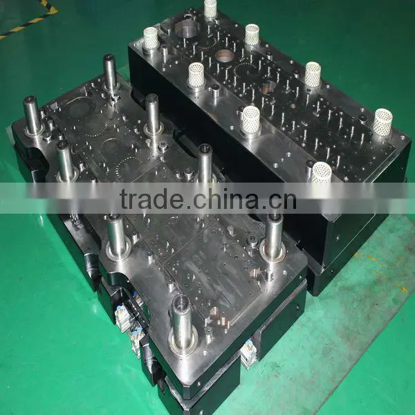 made in China progressive stamping die tool