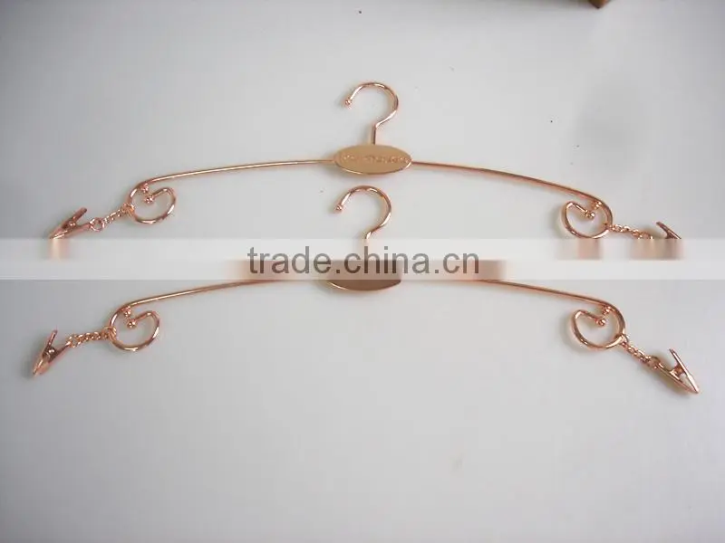 LM 161 metal hanger with clips for underwear