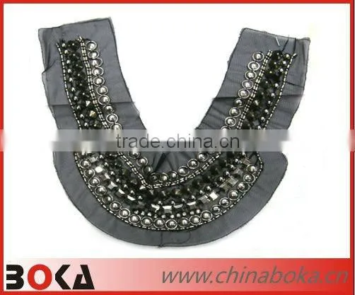 Fashion v-shape garment collar with chains