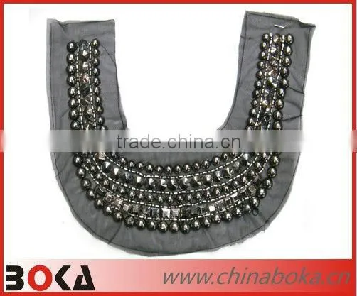 Fashion v-shape garment collar with chains