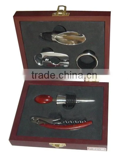 Deluxe wine gift set