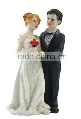 Roman Wedding Cake Topper Figurine Loving Wedding Couple Figurine