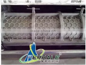 Orange juice extracting machine