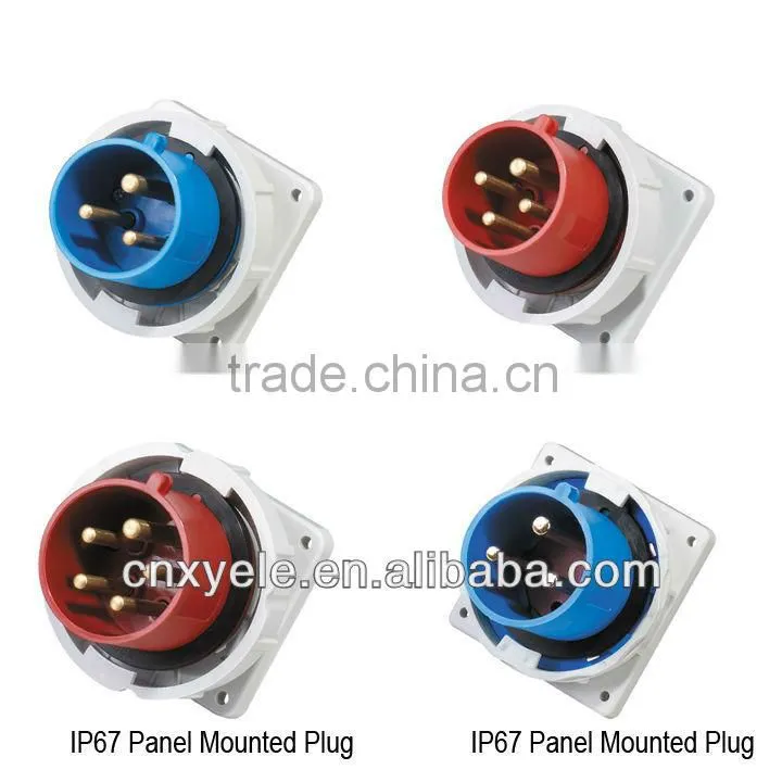New CEE industrial plug and socket