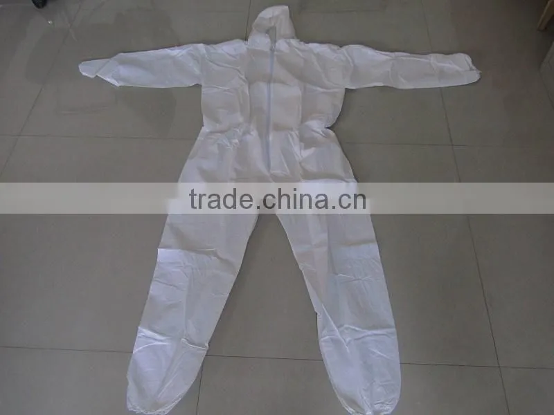 white oil-resistant disposable waterproof gown