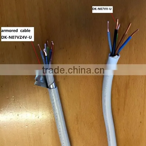 DK-N07VZ4V-U PAPJ lysegra PVC armeret 3G1.5mm installationskabel