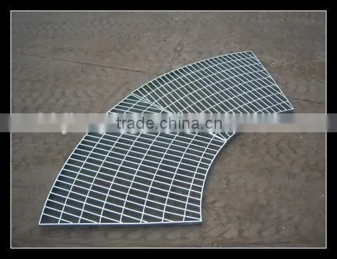 Steel Material galvanized metal grid panel with low price
