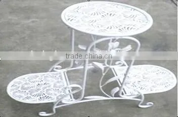 White Metal Plant Stand