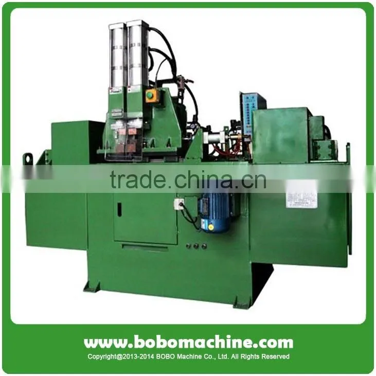 Metal pipe butt welding machine