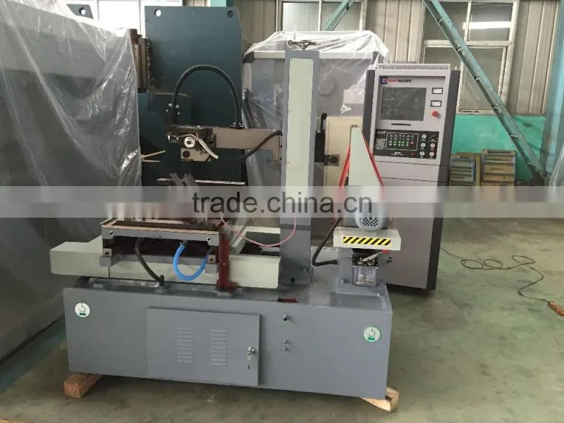 DK7732 cnc wire cutting machine for metal mould, cnc wire cutting machine