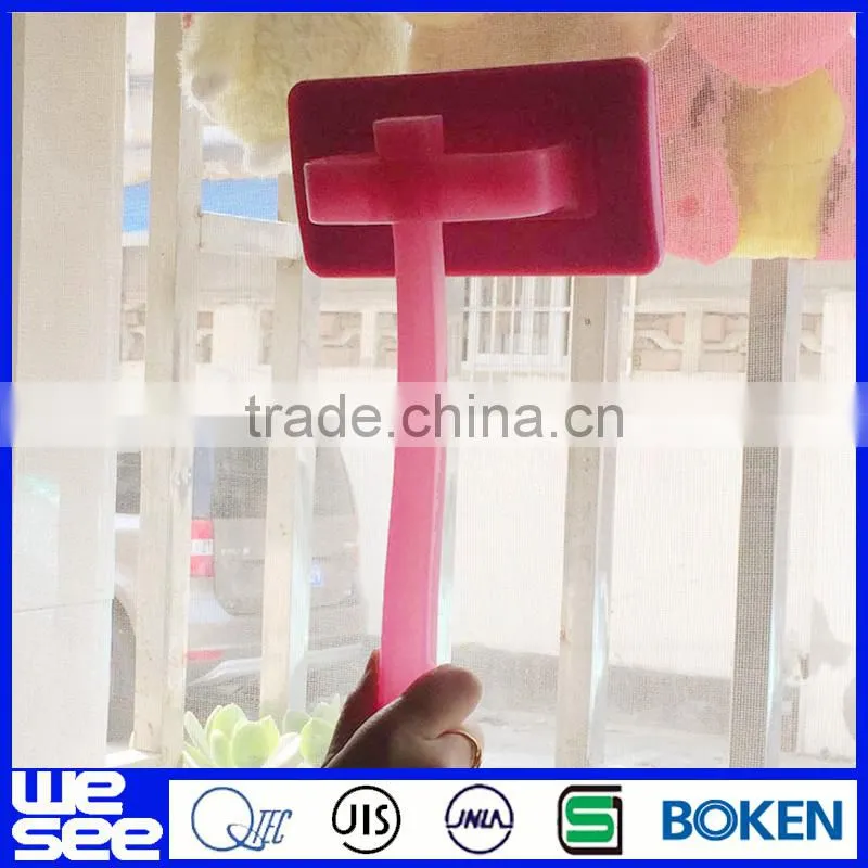 window brush screens