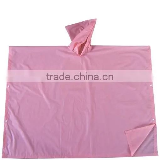 Waterproof fashionable adult pink polyester raincoat poncho