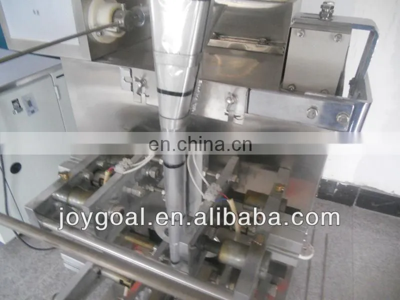 Automatic and high efficiency vertical sauce filling and sealing packing machine