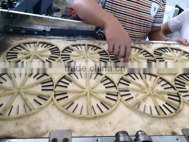 Fully automatic paper plate forming making machine MR-400