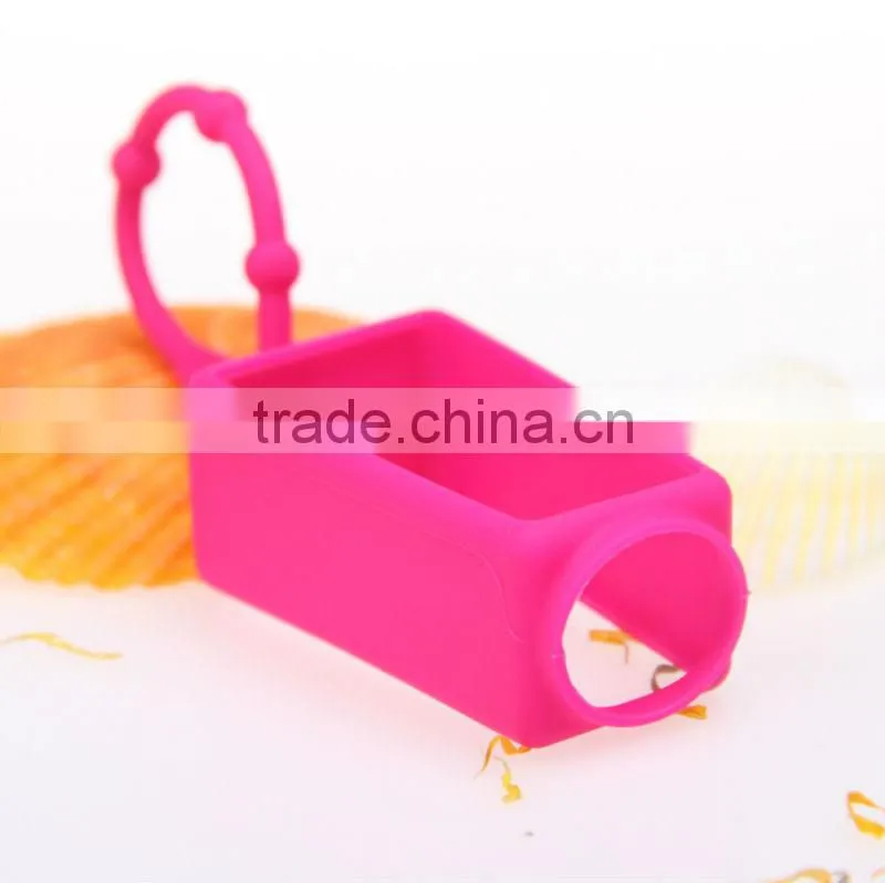 BBW 3D animal shapes hand sanitizel gel holder