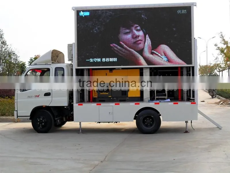 FOTON 4X2 100hp minintype Ad truck,Outdoor mobile advertising LED display screen truck