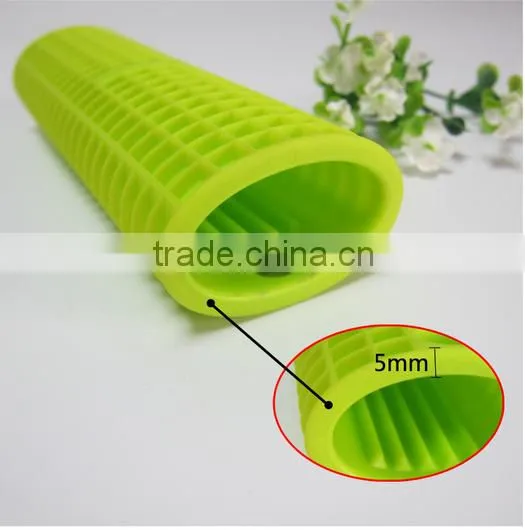 Silicone Handle Grip / Non-Slip Silicone Pot Handle Grip Stay Cool / rubber handle grip
